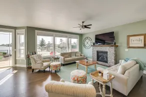 Lakefront Getaway w/ Private Dock in Ocean Shores! - Image 4
