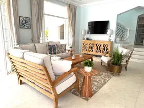 Beachfront Bliss 3-Bedroom Villa with Ocean Views - Image 3