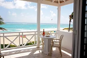 Beachfront Bliss 3-Bedroom Villa with Ocean Views - Image 2