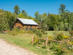 Ski Barn - Stunning timber frame barn with views of Sunday River Ski Resort - Image 2