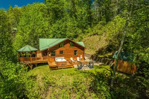 Shooting Star Ridge: A cozy 2-bedroom cabin in Whittier, NC - Image 3