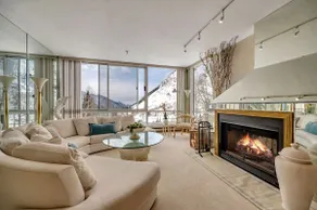 Komfort, bekvämlighet och moderna bekvämligheter på detta Ski in / Ski Out Condominium - Image 2