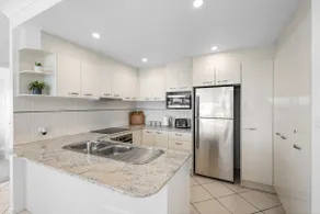 Vue Dile 3 B / R Executive Penthouse (WiFi gratis + Netflix) - Image 2