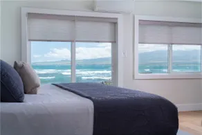 Charmerende direkte Oceanfront North Shore Beach House - Image 2