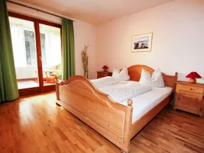 Familienfreundliche charmante Wohnung mit Terrasse, Garten und Grill | Bergblick | Haustiere sind willkommen - Image 5
