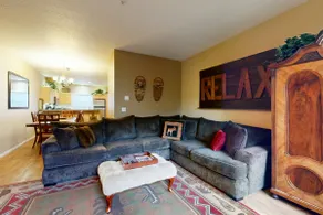 Skiing 2BR Mountainview | Balcony | Pool - Image 5