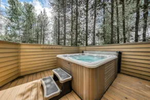 Renovated Sunriver Home with Hot Tub, 2 Primary Su - Image 3
