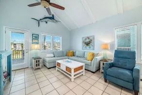 Paradise Duplex A | Outdoor Pool + Hot Tub - Image 2