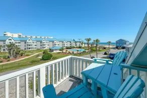 Paradise Duplex A | Outdoor Pool + Hot Tub - Image 3