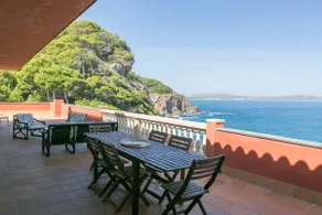 Wohnung mit Terrasse, Garten und Pool - Image 4