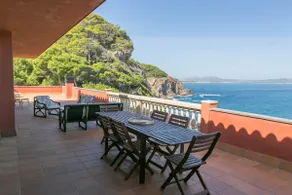 Wohnung mit Terrasse, Garten und Pool - Image 5