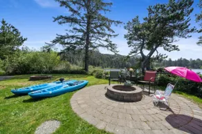 Lakeside Retreat | Hot Tub*SUP*Near Beach - Image 3
