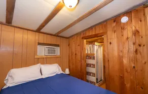 Cozy cabin 150' from pristine Lake Armington - Image 5