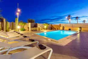 Villa near ibiza Town Sleeps 14/16 - Image 3