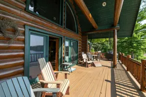 Grandview Lakeside Log Lodge - Image 3