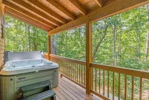 Deluxe Familienhütte | 5BR 3BA | 26ft Holzdecken | Whirlpool | Spielzimmer | Haustiere - Image 4