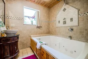 Serenity Cabin Jacuzzi Tub, Hot Tub, Fire Pit - Image 5