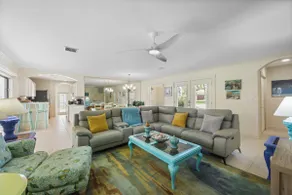 Pet-friendly waterfront home steps to beach/pool - Image 5