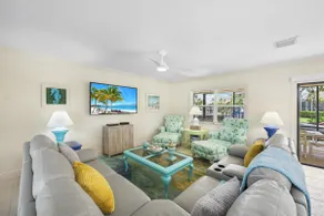 Pet-friendly waterfront home steps to beach/pool - Image 4