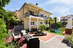 Apartments Ante (11391-A2) - Vodice - Image 2