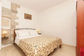 Apartment and Room Ivica - Image 5