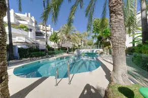 1104 First Line Beach Apartment golden Beach pool - Image 3