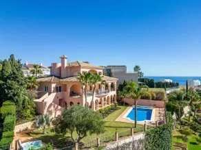 Bella villa vicino alla spiaggia con piscina riscaldata e vasca idromassaggio - Image 3