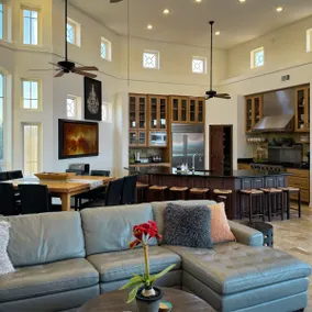 Waterfront Lake Travis Mansion - Image 5