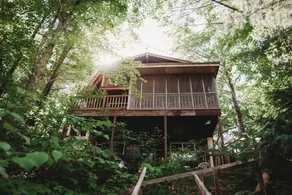 Lakefront Lodge w/ Hot Tub, Sauna, Fireplace - Image 3
