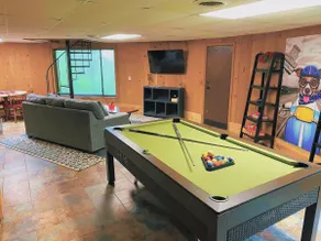 Pool Table | Arcade | Firepit | Mountain Views - Image 4
