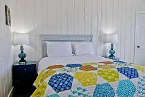 Unit #3, 1 Bedroom, Upper Court, Ludington Beach House - Image 4