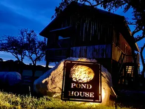 Gorgeous Safari Style Bungalows med pool, Fire-pit og Hill Country Views! - Image 5