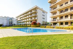 Modern Flat 100m from Beach · Pool · Parking - Image 5