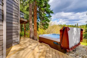 1 Mi to Ski Lift: Mtn-View Breck Home w/ Hot Tub! - Image 3