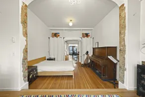 Charming Character-filled Heritage Home near DT - Image 5