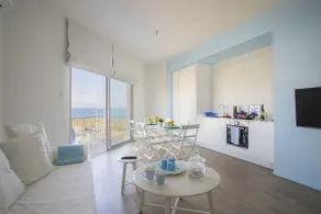 Azure Beachfront Suite - Image 2