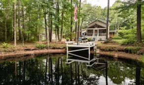 Pond View Loft Apt - Image 3