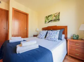 RamblasRentals Stylish Bright 3BR New Catalan Flat 10m Ramblas - Parking - Wifi - Image 2