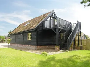 À partir de £ 42 pppn. Deux couchages dans le loft de luxe à aire ouverte avec de superbes vues sur la campagne - Image 4