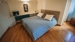 Bolongaro Apartment - Short Rentals Italy - Image 2