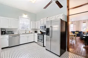 Gallery Stays - Low Country - Image 4