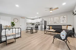 175 Steps to Beach! Renovated 1BR - Image 4