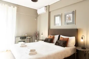 Apartment with Acropolis view - Image 4