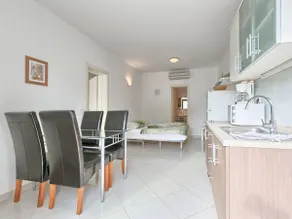 Villa Alpa, Unterkunft in Punta-Umag, klimatisiert, WLAN, kostenlose Parkplätze - Image 5