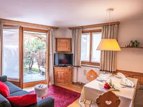 Apartment Chesa Vadret Surlej by Interhome - Image 2