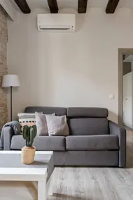 Bonaventura 4 Restored Apartment in Heart of City - Image 2
