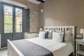 Bonaventura 4 Restored Apartment in Heart of City - Image 5