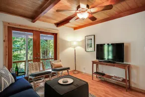 Austin Landing ~ Redwood forest escape, Hot Tub - Image 4