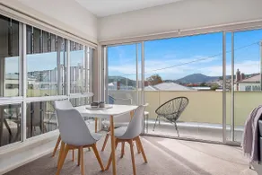 Bellerive Quay—Modern Living with Yacht Club Views - Image 2