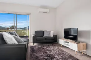 Bellerive Quay—Modern Living with Yacht Club Views - Image 3